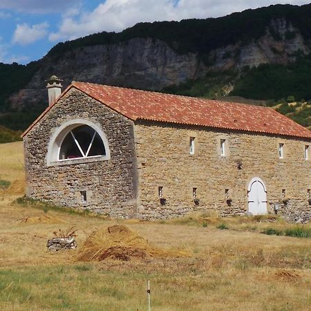 Отель Chambre D'Hotes Les Louves Saint-Paul-des-Fonts Экстерьер фото